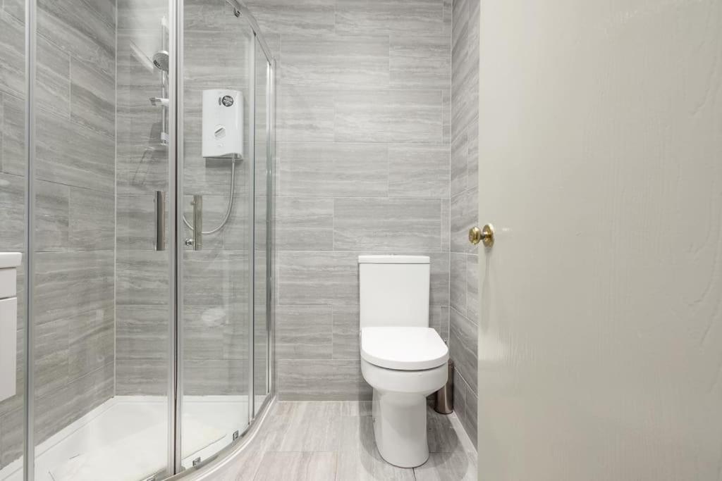 Two Bedroom Apartment-Central Edinburgh-Old Town-Licensed מראה חיצוני תמונה