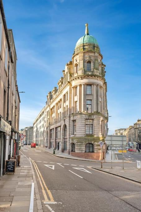 Two Bedroom Apartment-Central Edinburgh-Old Town-Licensed מראה חיצוני תמונה